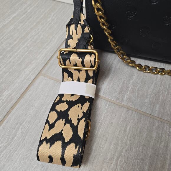 NWT Betsey Johnson Skull Crossbody Bag with Leopard Strap and Gold Chain - Picture 3 of 11